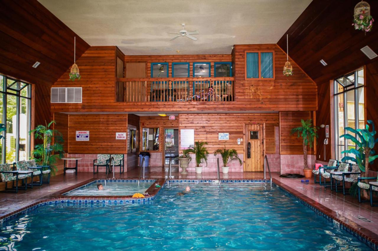Aloha Beach Resort Wisconsin Dells Exterior foto